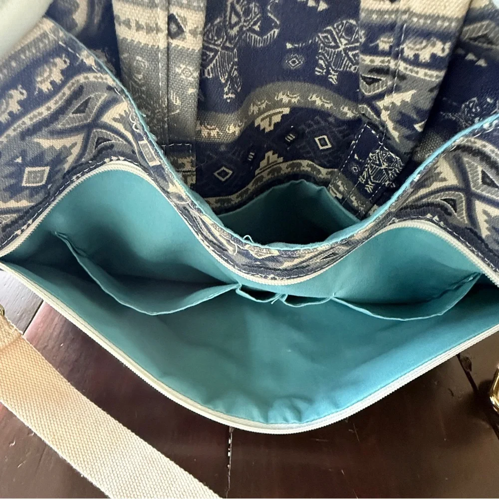 Canvaslove EUC Blue Tribal Print Laptop Bag Crossbody or Briefcase Many pockets